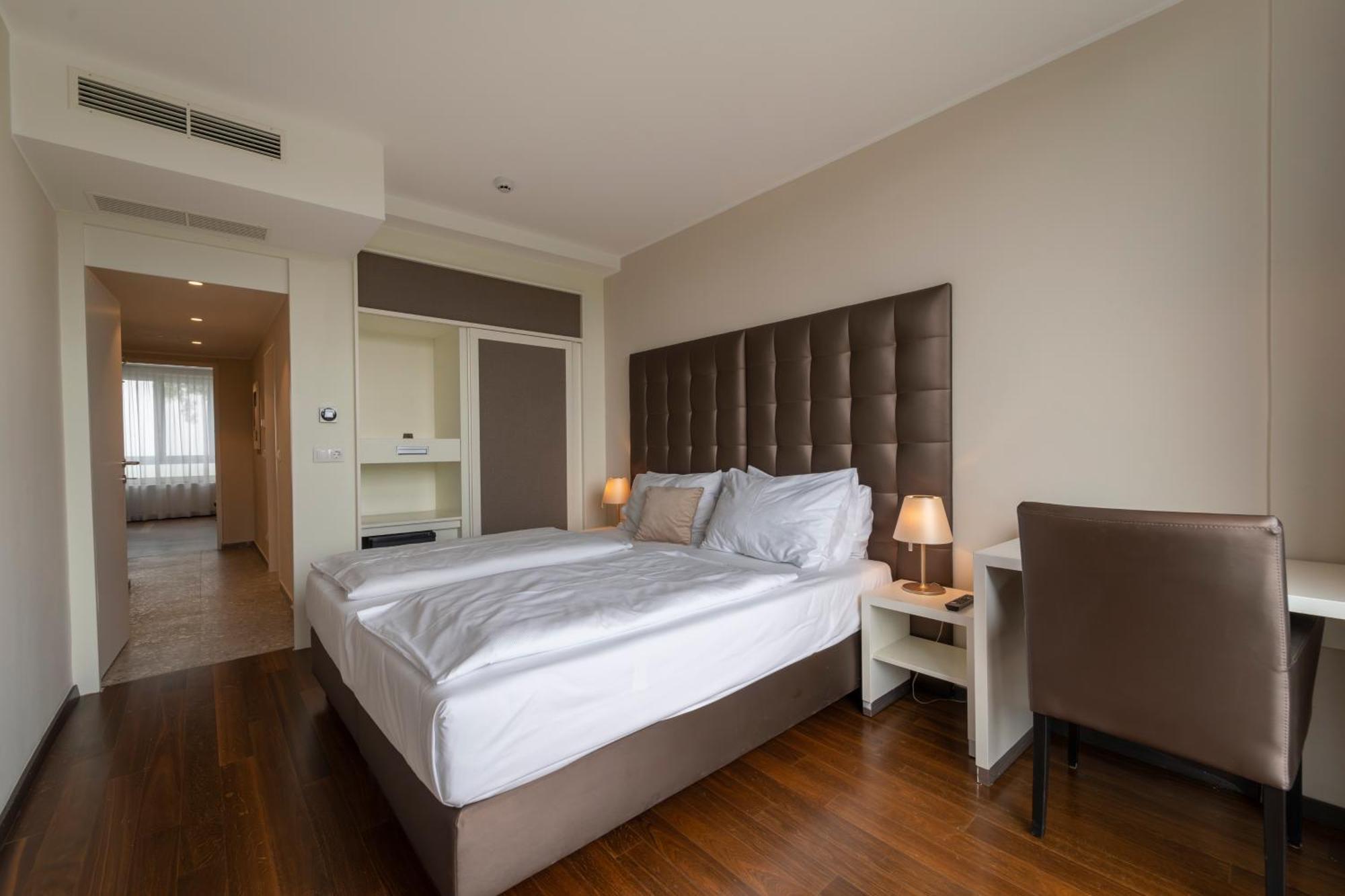 Pakat Residences Vienna Exterior photo